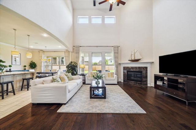 4511 Royal Bend Lane, Sugar Land, TX 77479