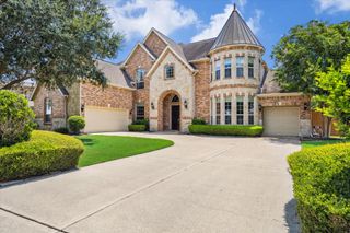 4511 Royal Bend Lane, Sugar Land, TX 77479