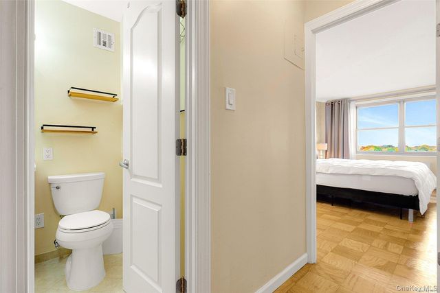 61-20 Grand Central Parkway A804, Forest Hills, NY 11375