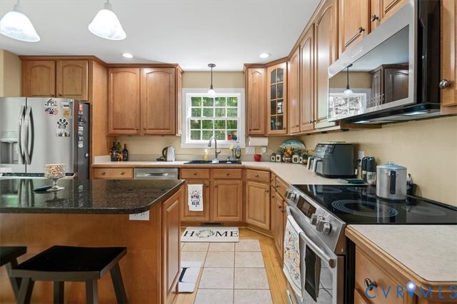 15476 Pine View Ln, Beaverdam, VA 23015