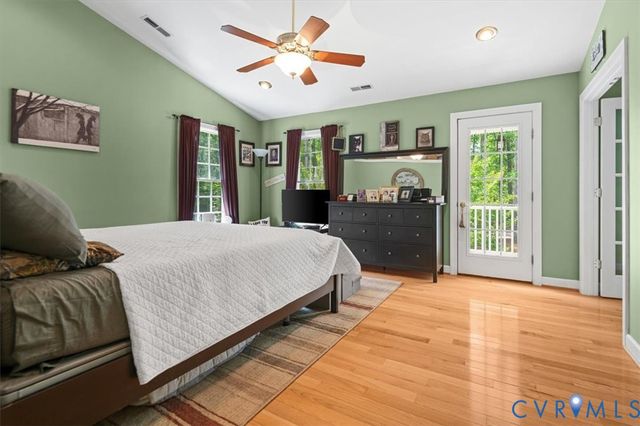 15476 Pine View Ln, Beaverdam, VA 23015