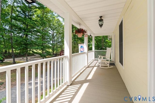 15476 Pine View Ln, Beaverdam, VA 23015