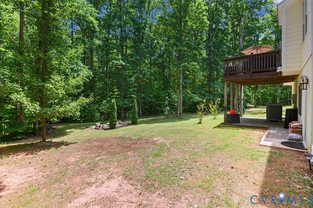 15476 Pine View Ln, Beaverdam, VA 23015