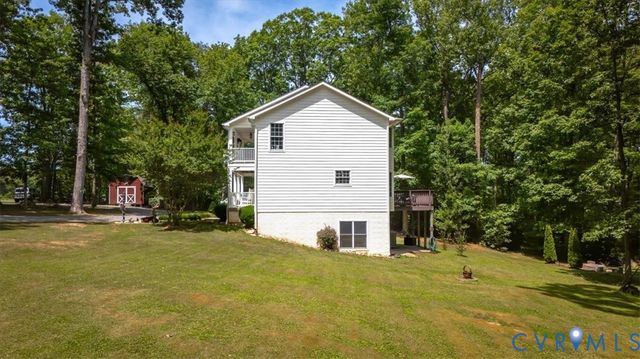 15476 Pine View Ln, Beaverdam, VA 23015