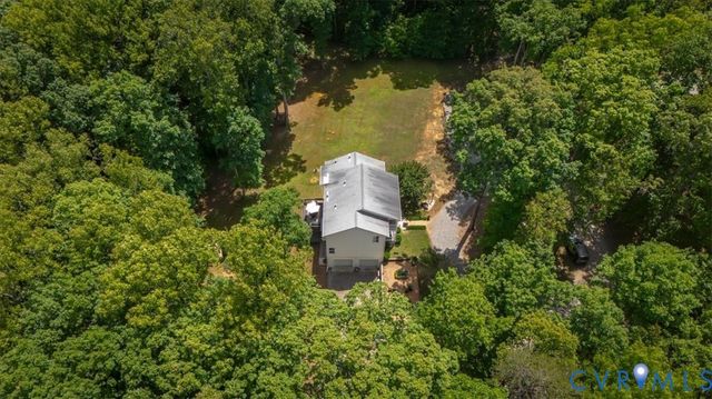 15476 Pine View Ln, Beaverdam, VA 23015