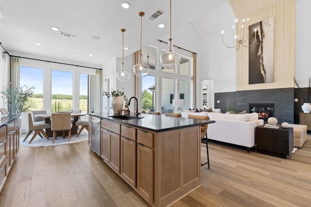 115 McMillian DR, Liberty Hill, TX 78642