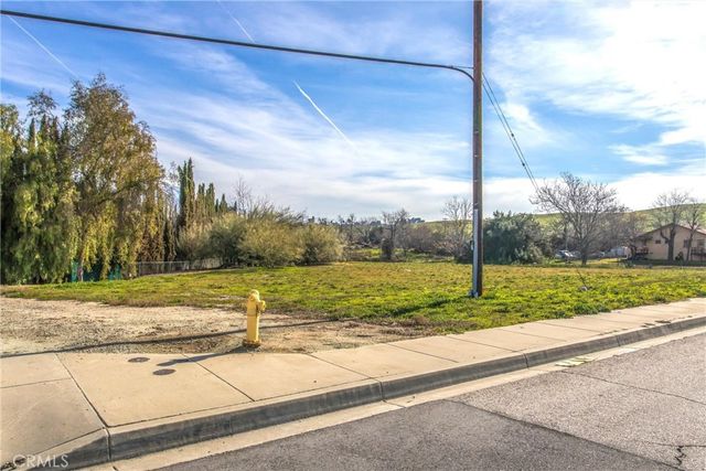 12915 14th Street, Yucaipa, CA 92399