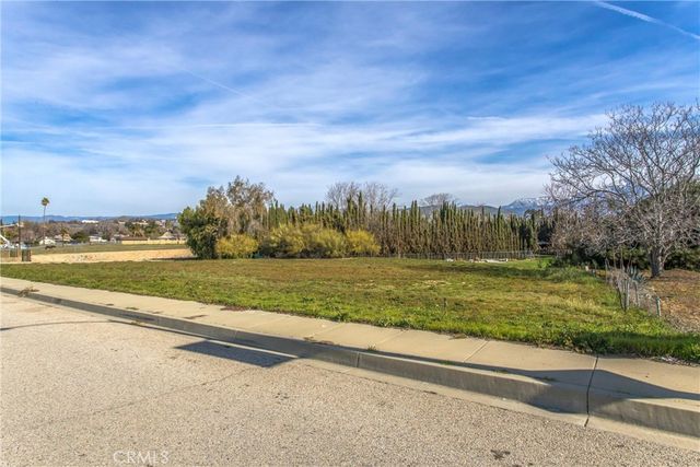 12915 14th Street, Yucaipa, CA 92399