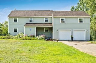 145 Bradley Hill Road, Georgia, VT 05468