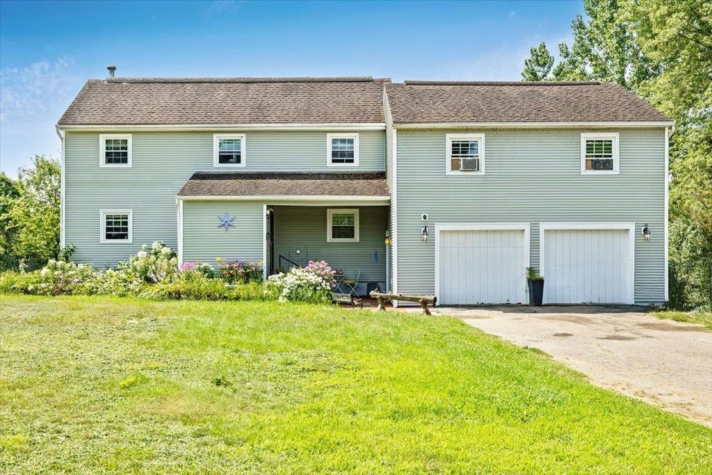 145 Bradley Hill Road, Georgia, VT 05468