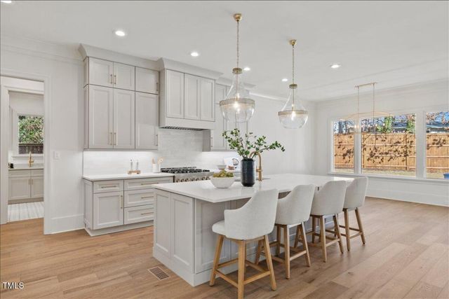 7516 Grist Mill Road, Raleigh, NC 27615