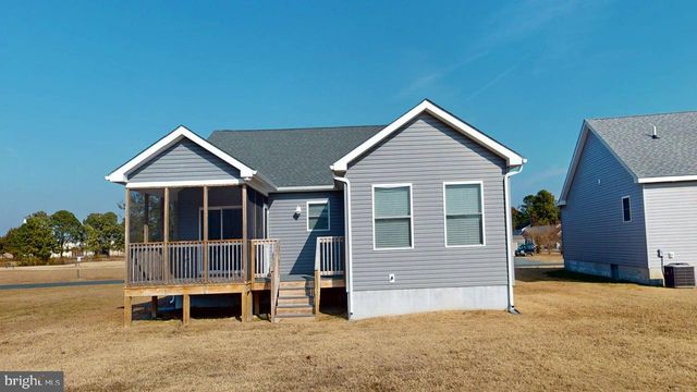 3554 NAVIGATOR DR, Greenbackville, VA 23356