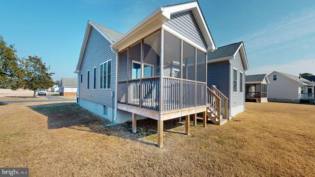 3554 NAVIGATOR DR, Greenbackville, VA 23356