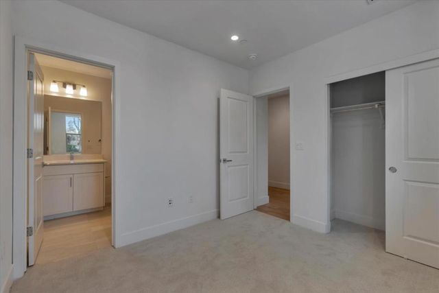 2741 Oak Road, Walnut Creek, CA 94597