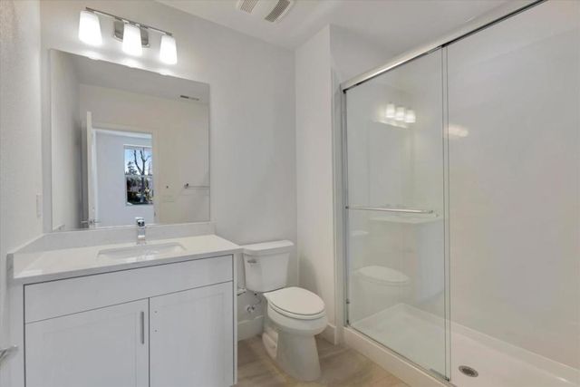 2741 Oak Road, Walnut Creek, CA 94597