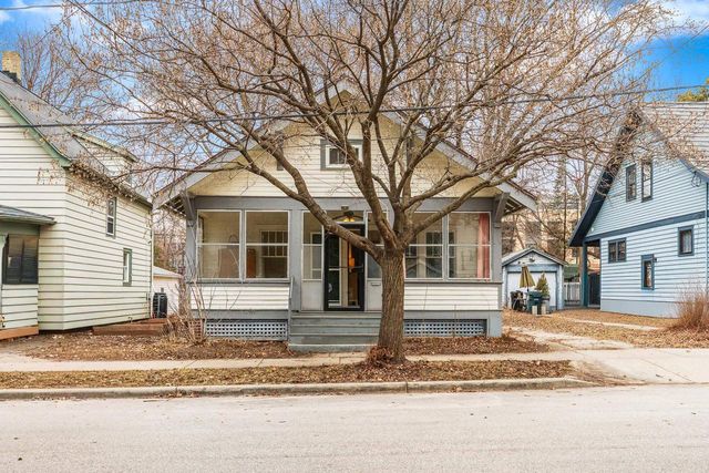 2122 Sommers Avenue, Madison, WI 53704