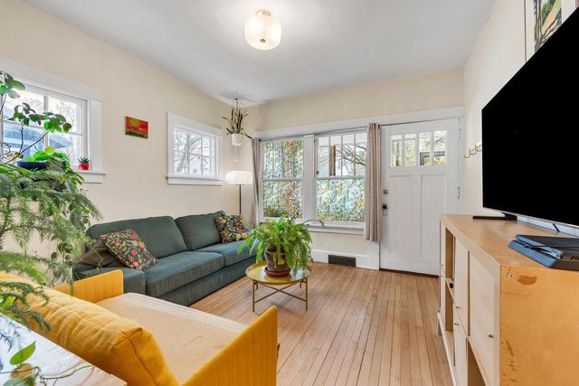 2122 Sommers Avenue, Madison, WI 53704