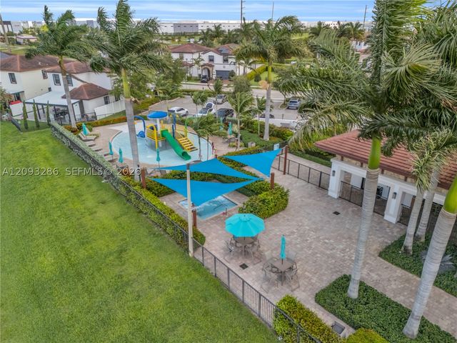11127 W 32nd Ln, Hialeah, FL 33018