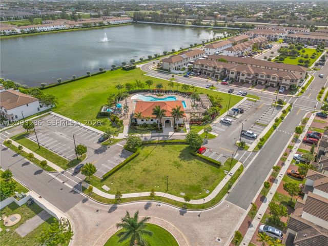 11127 W 32nd Ln, Hialeah, FL 33018