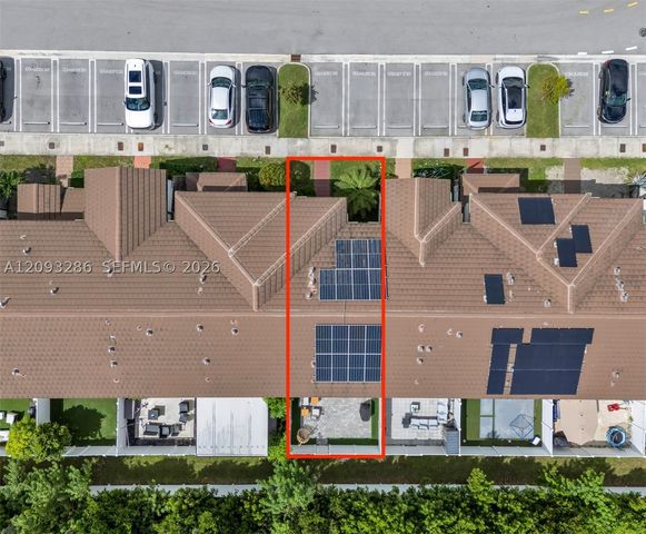 11127 W 32nd Ln, Hialeah, FL 33018