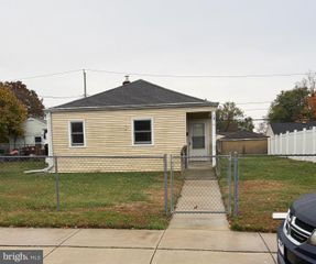 14 LYNBROOK RD, Wilmington, DE 19804