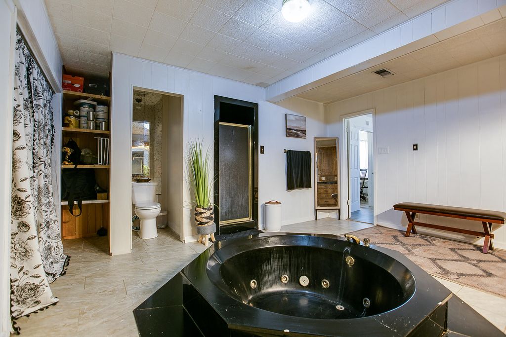Image 23 of property listing at 3627 Old Post Circle, San Angelo, TX 76904
