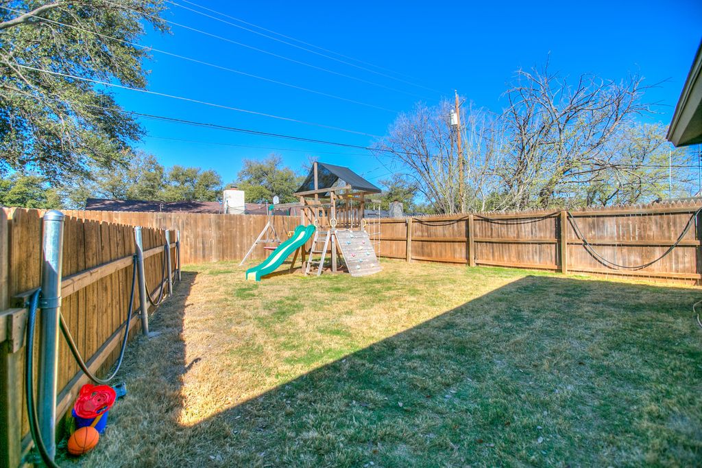 Image 34 of property listing at 3627 Old Post Circle, San Angelo, TX 76904