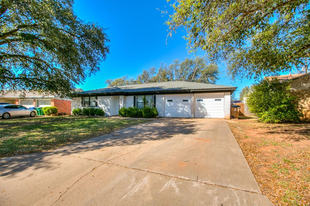 Image 4 of property listing at 3627 Old Post Circle, San Angelo, TX 76904