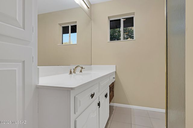 5770 E Calle Del Ciervo, Tucson, AZ 85750