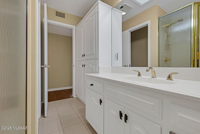 5770 E Calle Del Ciervo, Tucson, AZ 85750