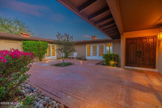5770 E Calle Del Ciervo, Tucson, AZ 85750