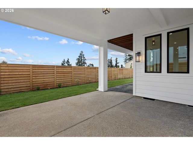 22890 WEATHERHILL Rd, West Linn, OR 97068