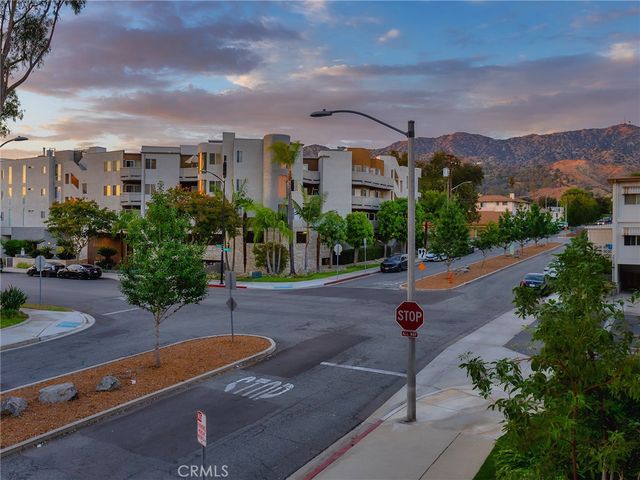 230 Bethany Road 237, Burbank, CA 91504