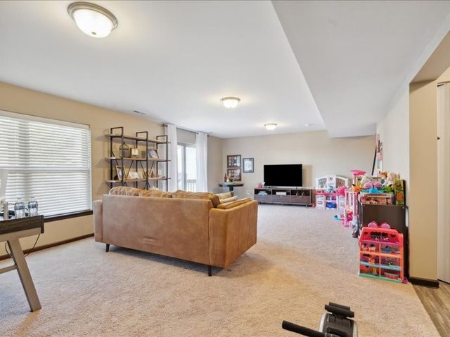 427 Watts Court, North Liberty, IA 52317