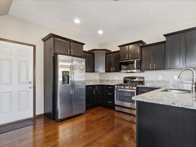 427 Watts Court, North Liberty, IA 52317