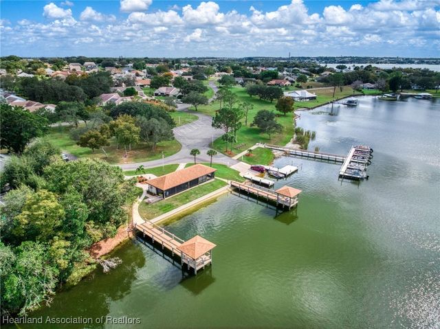 74 Hickory Hills Circle, Lake Placid, FL 33852