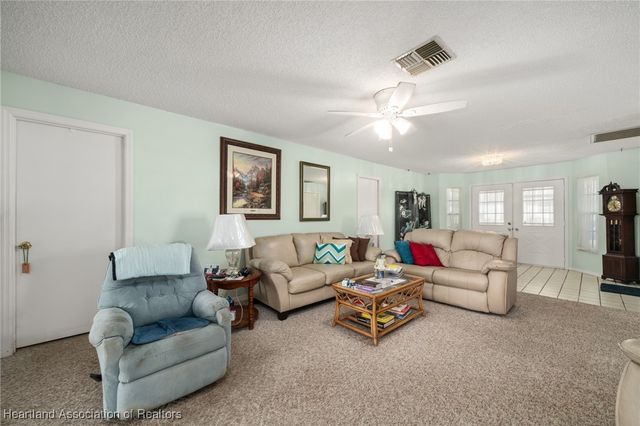 74 Hickory Hills Circle, Lake Placid, FL 33852