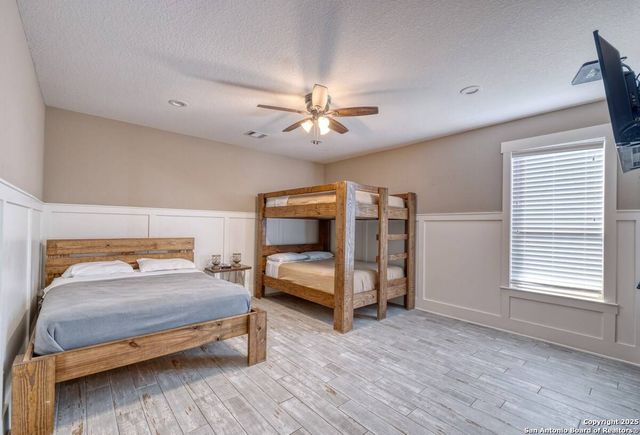 67 Stepping Stone, Concan, TX 78838