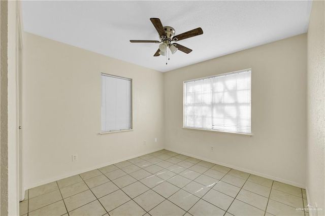 2316 Pin Oak Road, Edinburg, TX 78539