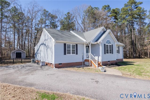 3719 Vanhorn Ct, Chester, VA 23831