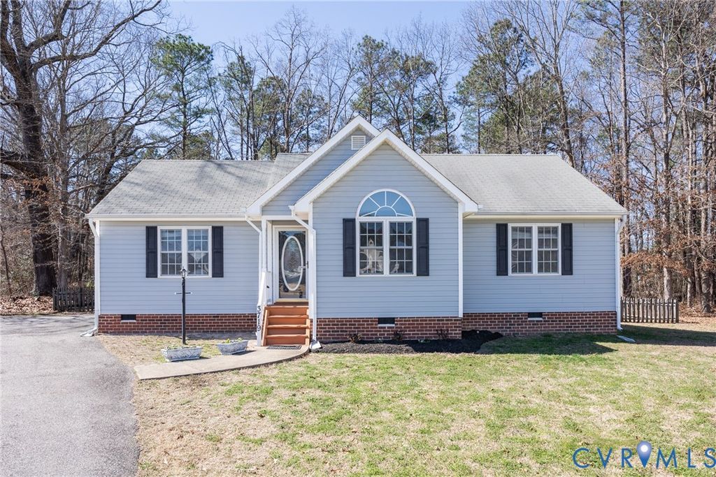 3719 Vanhorn Ct, Chester, VA 23831