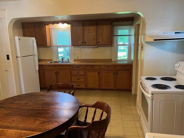 W204N16835 Jackson DRIVE, Jackson, WI 53037