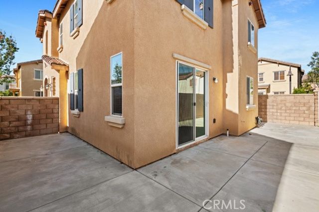 7076 Luminaire Court, Eastvale, CA 92880