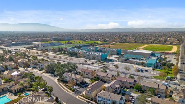 7076 Luminaire Court, Eastvale, CA 92880