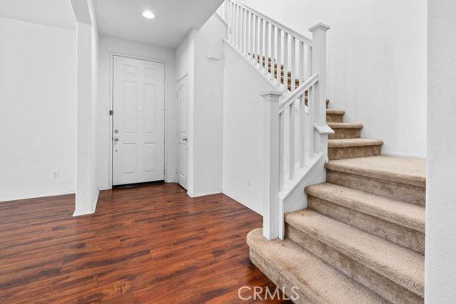 7076 Luminaire Court, Eastvale, CA 92880