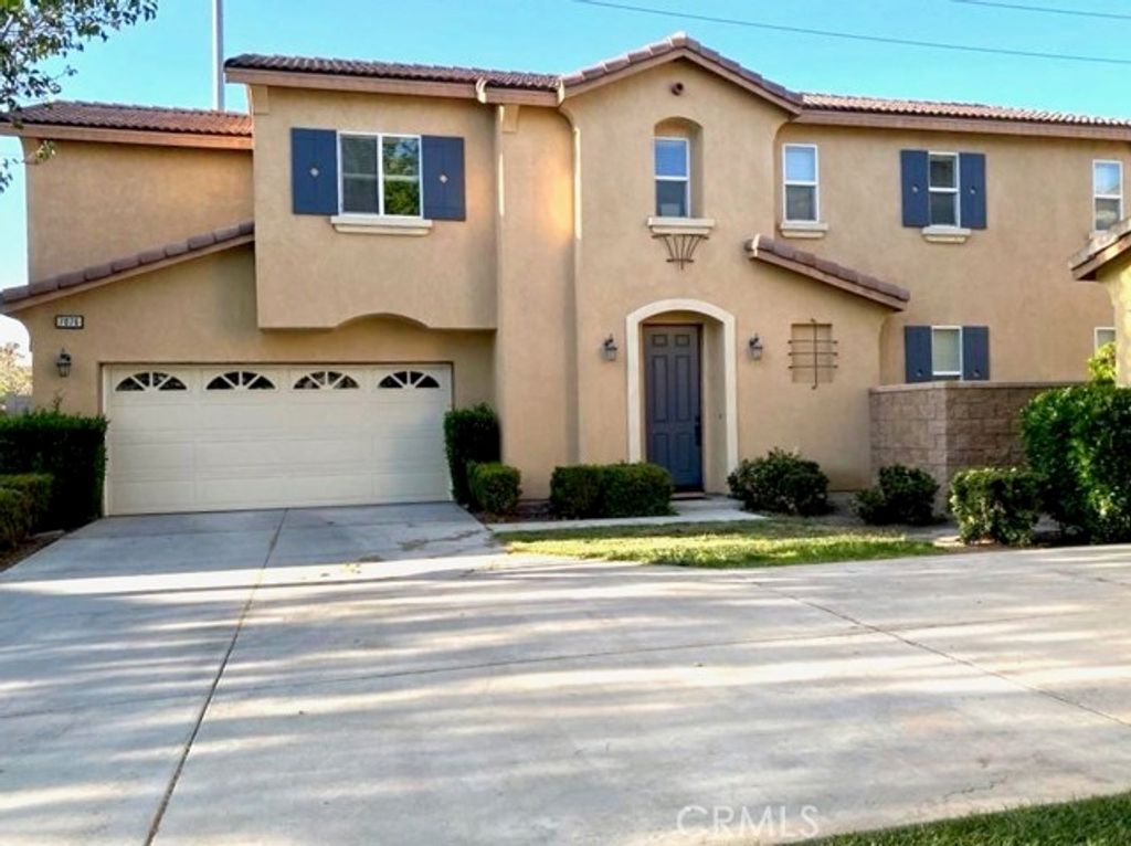 7076 Luminaire Court, Eastvale, CA 92880