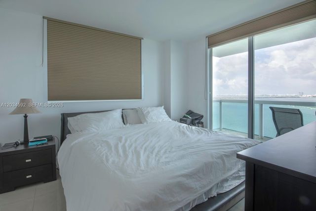 1800 N Bayshore Dr 2209, Miami, FL 33132