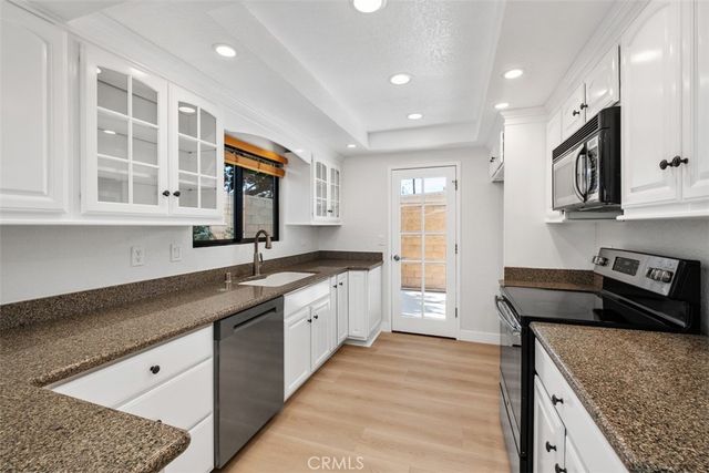 255 Palmer Street, Costa Mesa, CA 92627