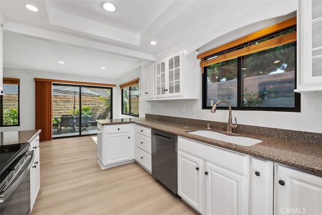 255 Palmer Street, Costa Mesa, CA 92627