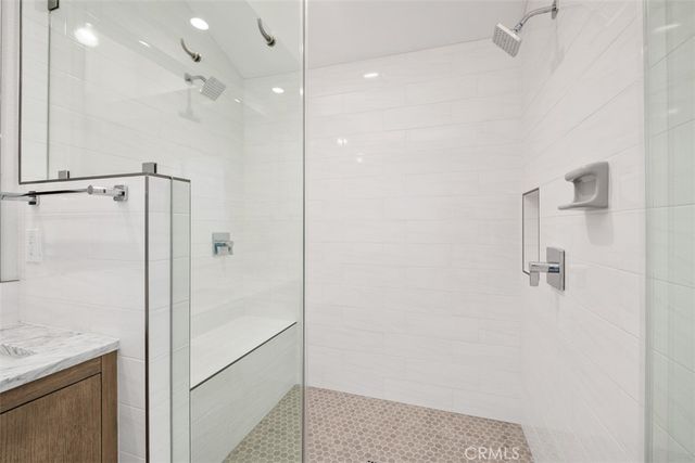 255 Palmer Street, Costa Mesa, CA 92627